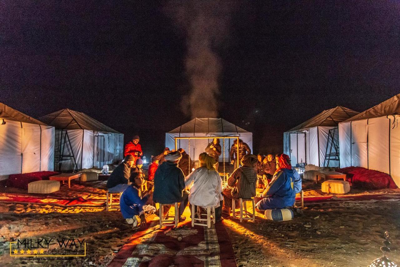 Milky Way Desert Camp 梅尔祖卡 外观 照片