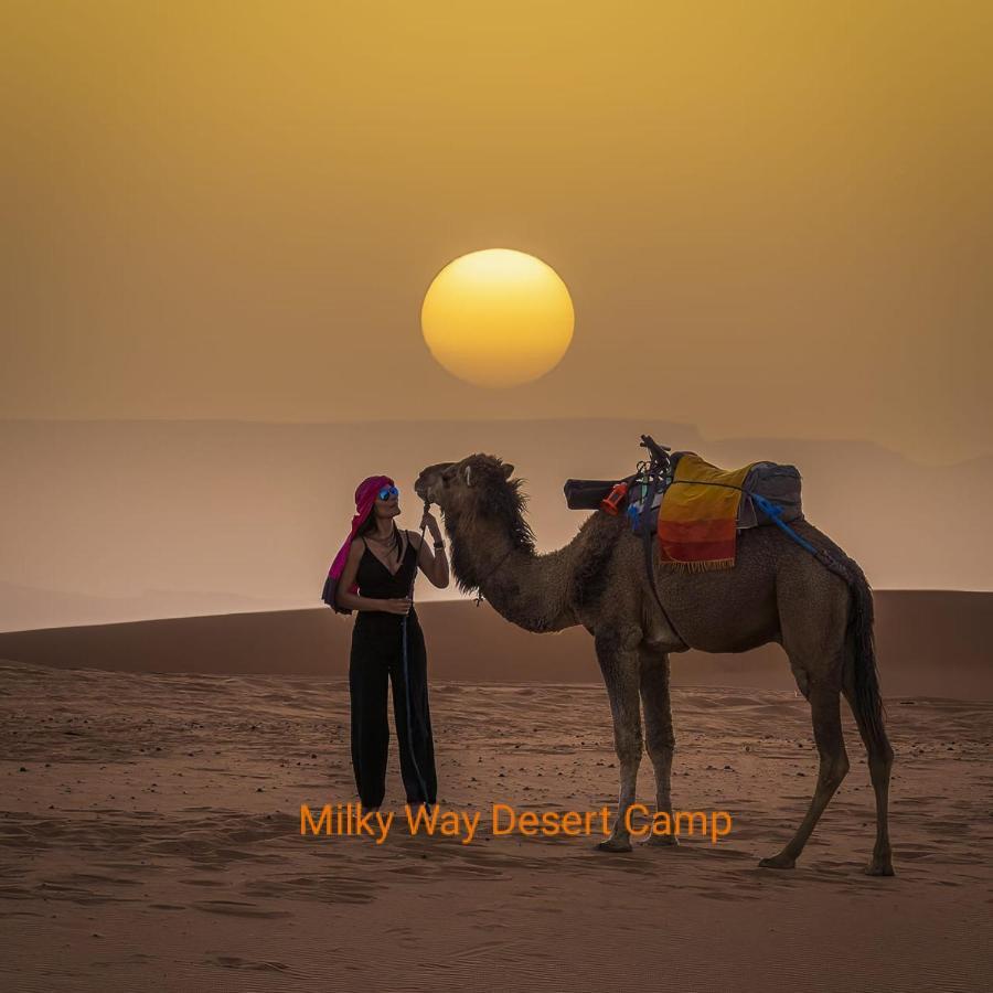 Milky Way Desert Camp 梅尔祖卡 外观 照片
