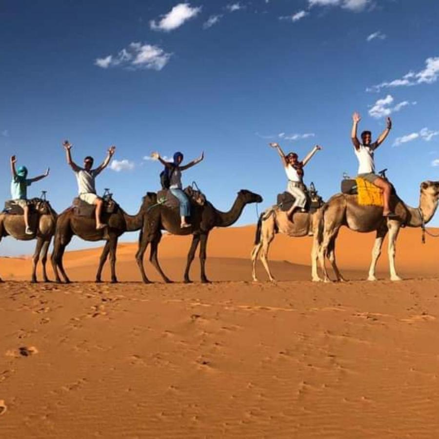 Milky Way Desert Camp 梅尔祖卡 外观 照片