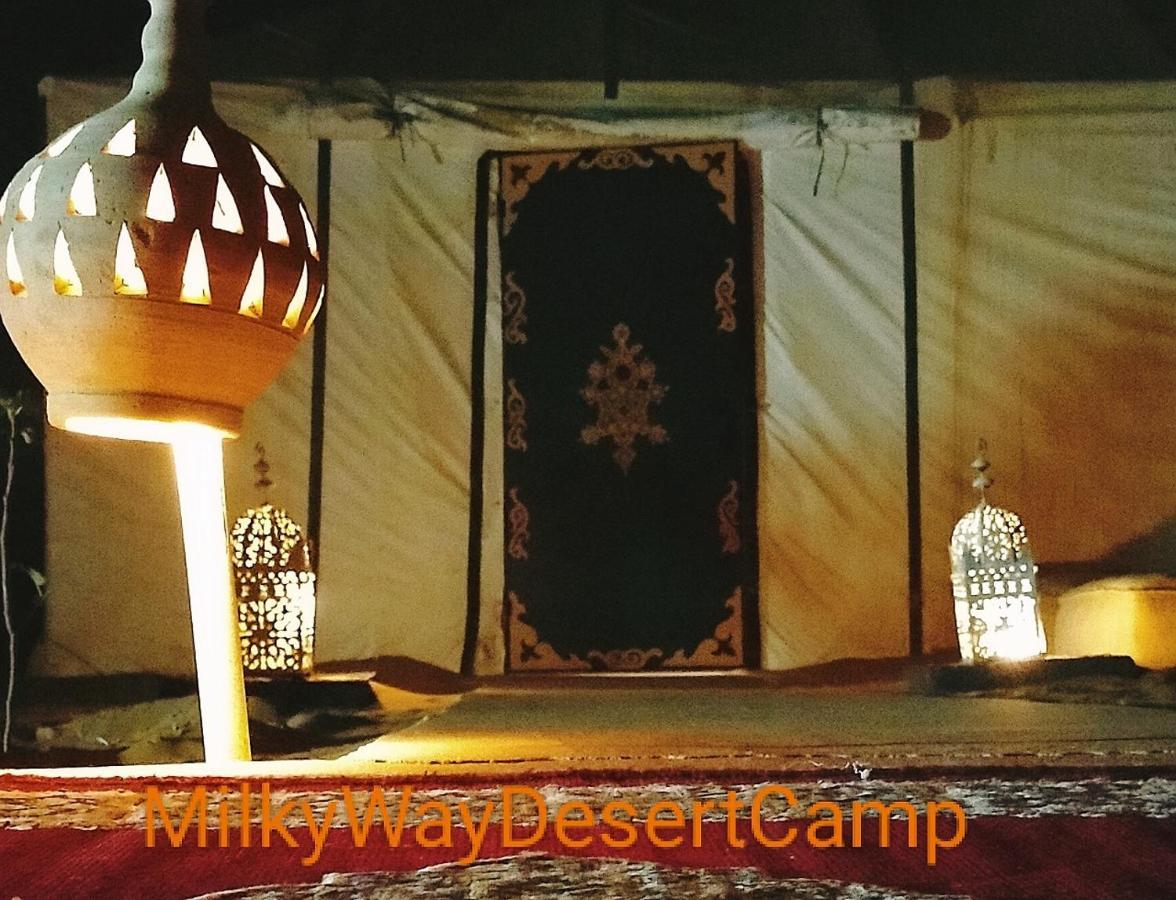 Milky Way Desert Camp 梅尔祖卡 外观 照片