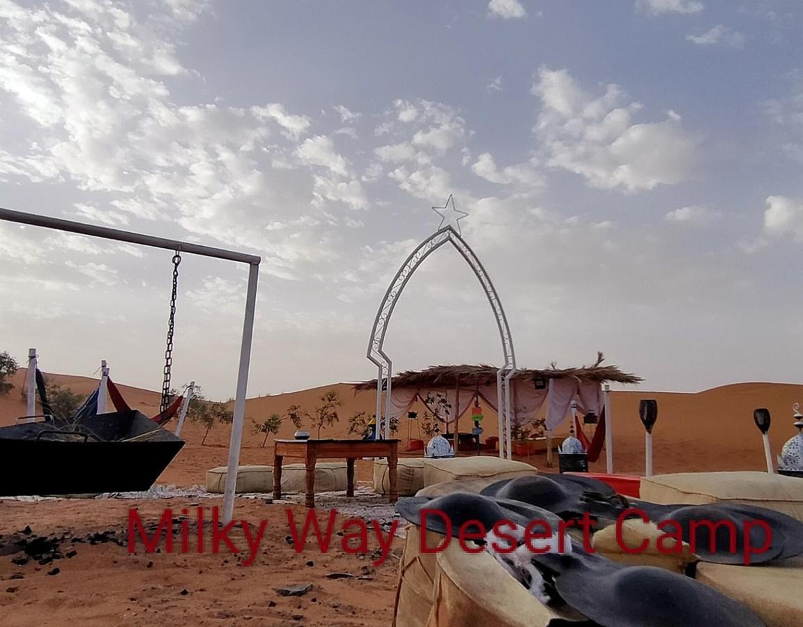 Milky Way Desert Camp 梅尔祖卡 外观 照片
